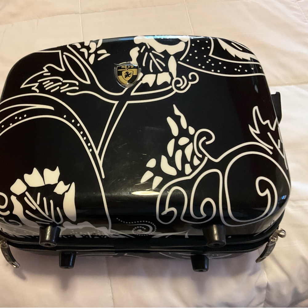 Heys makeup case